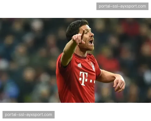 独家对话哈维·阿隆索:从球员到教练,谈在勒沃库森的执教哲学 独家对话哈维·阿隆索:从球员到教练,谈在勒沃库森的执教哲学