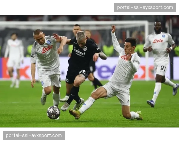 法兰克福2-1绝杀科隆，制胜球源自前场高压反抢