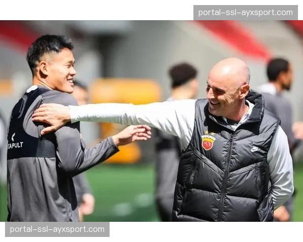 海港锋无力困境：伤病潮下的战术调整考验穆斯卡特